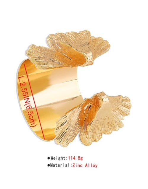 Retro Wide Flower Bangle